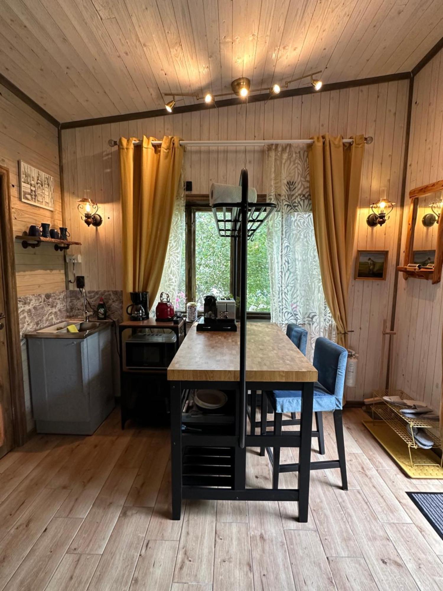 Viksbergstugan Sodertalje Exterior foto